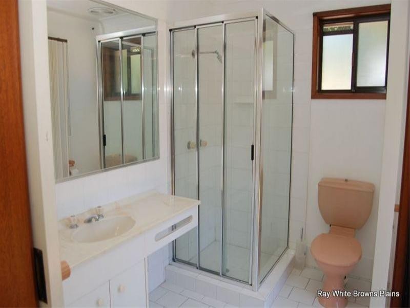 Regents Park QLD 4118