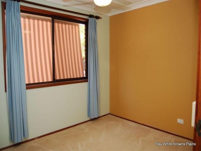 Regents Park QLD 4118
