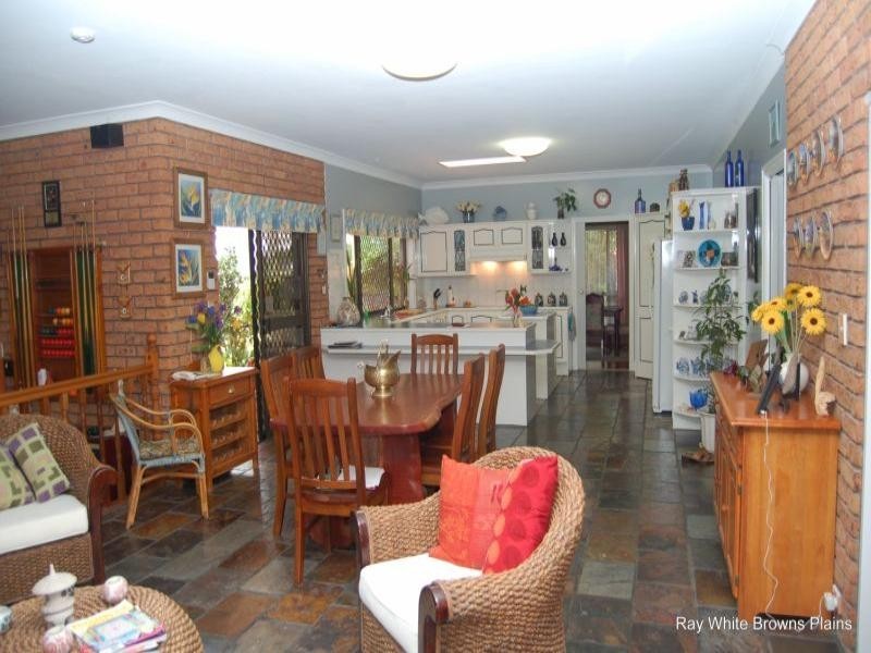 10 Carrican Court, Greenbank QLD 4124