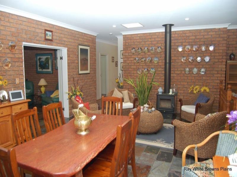 10 Carrican Court, Greenbank QLD 4124