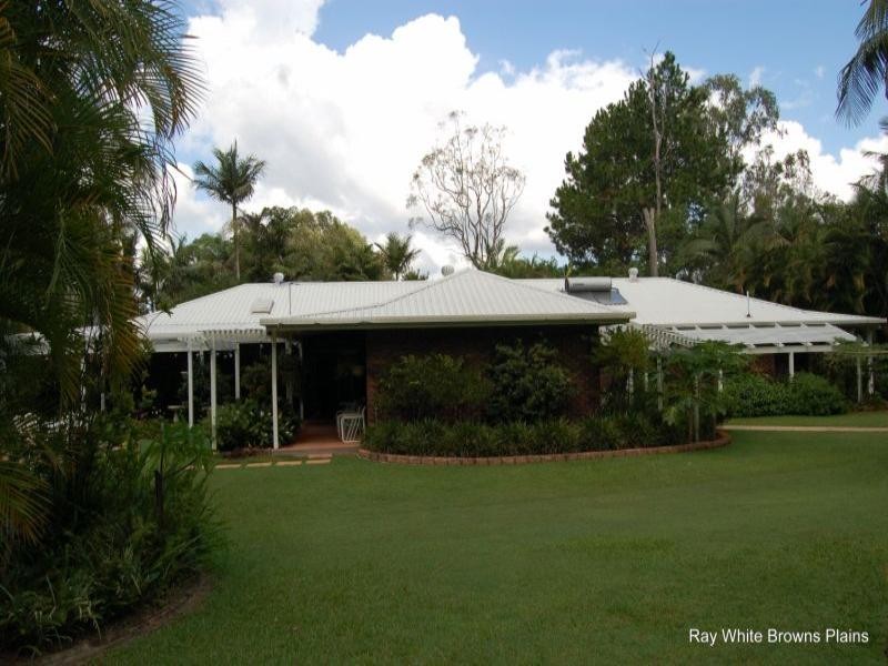 10 Carrican Court, Greenbank QLD 4124