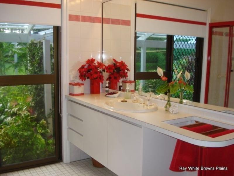 10 Carrican Court, Greenbank QLD 4124