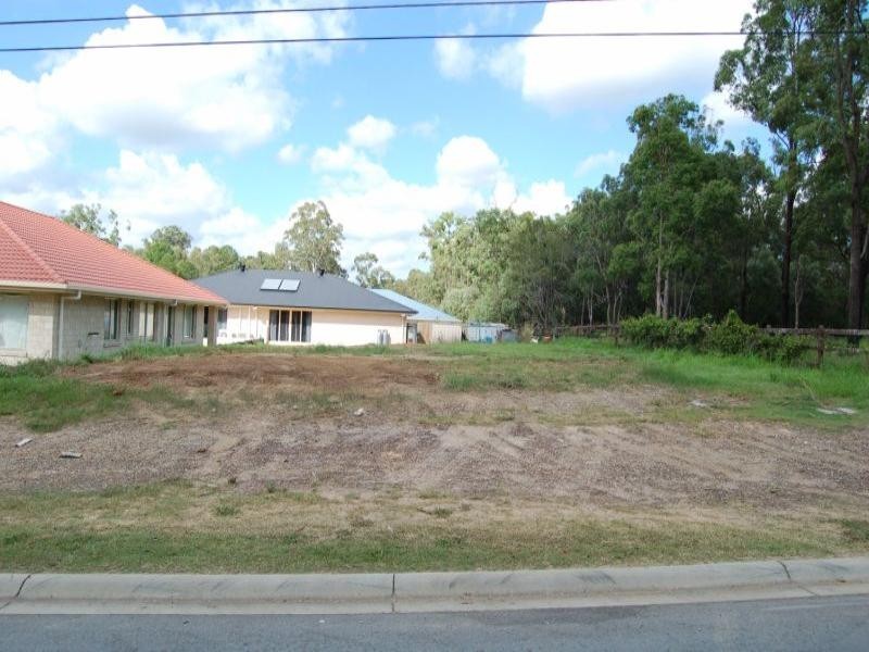 62 Blackwell Street, Hillcrest QLD 4118