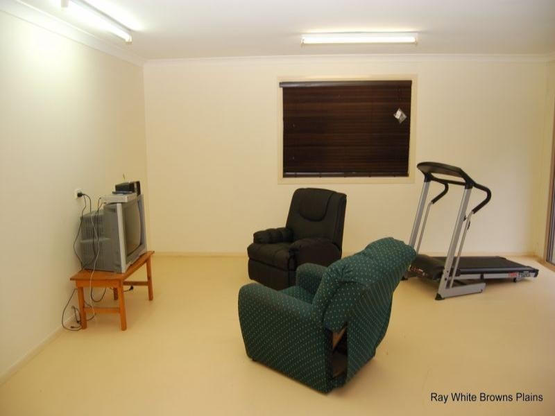 9 Potaroo Court, Greenbank QLD 4124