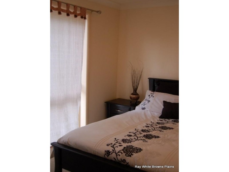 9 Potaroo Court, Greenbank QLD 4124