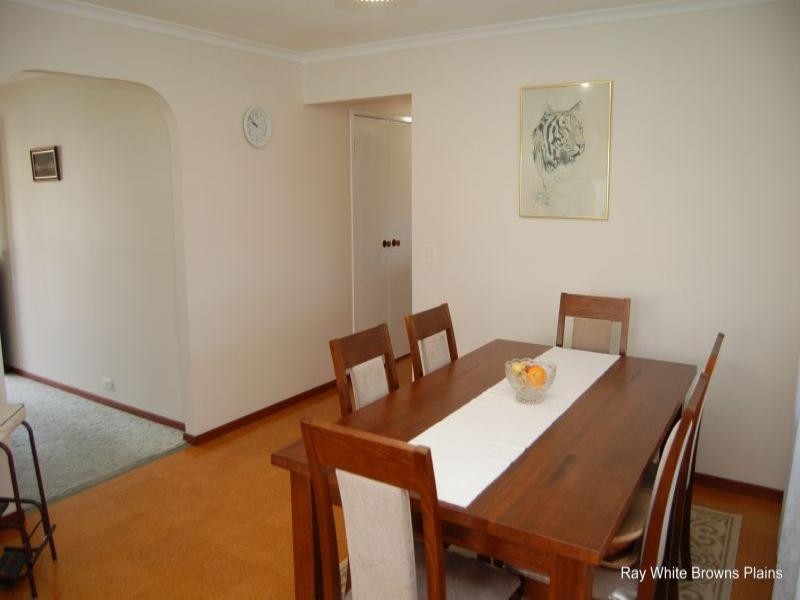 5 Ixora Court, Regents Park QLD 4118