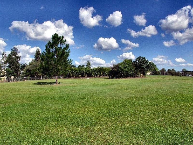 21-29 Raglan Road, Greenbank QLD 4124