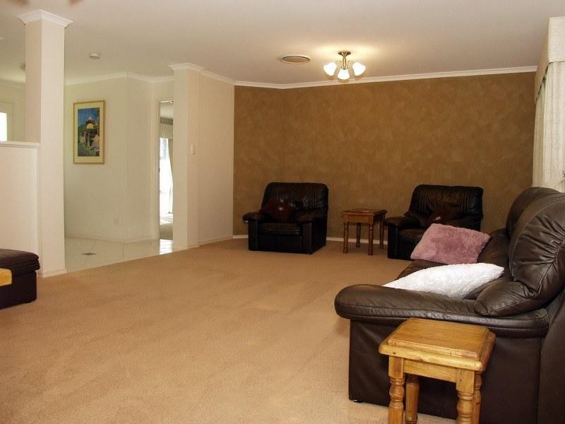 21-29 Raglan Road, Greenbank QLD 4124