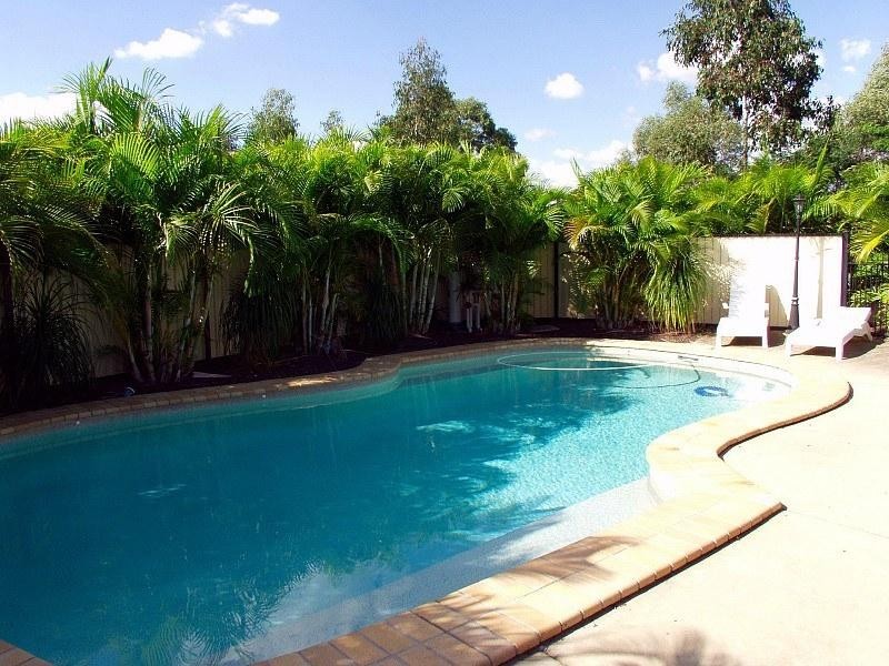 21-29 Raglan Road, Greenbank QLD 4124