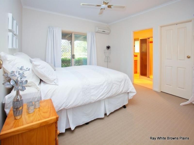 111-121 Andalusian Drive, North Maclean QLD 4280