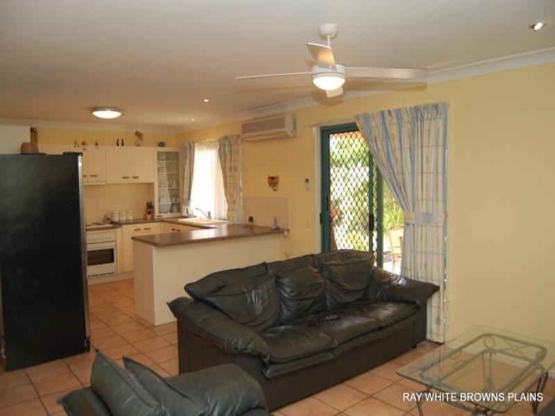 79 Redgum Drive, Regents Park QLD 4118