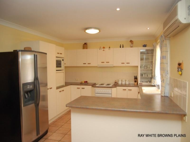 79 Redgum Drive, Regents Park QLD 4118