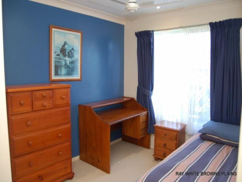 79 Redgum Drive, Regents Park QLD 4118