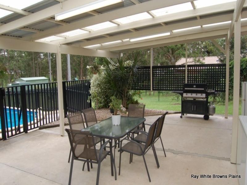 34 Madison Court, Munruben QLD 4125