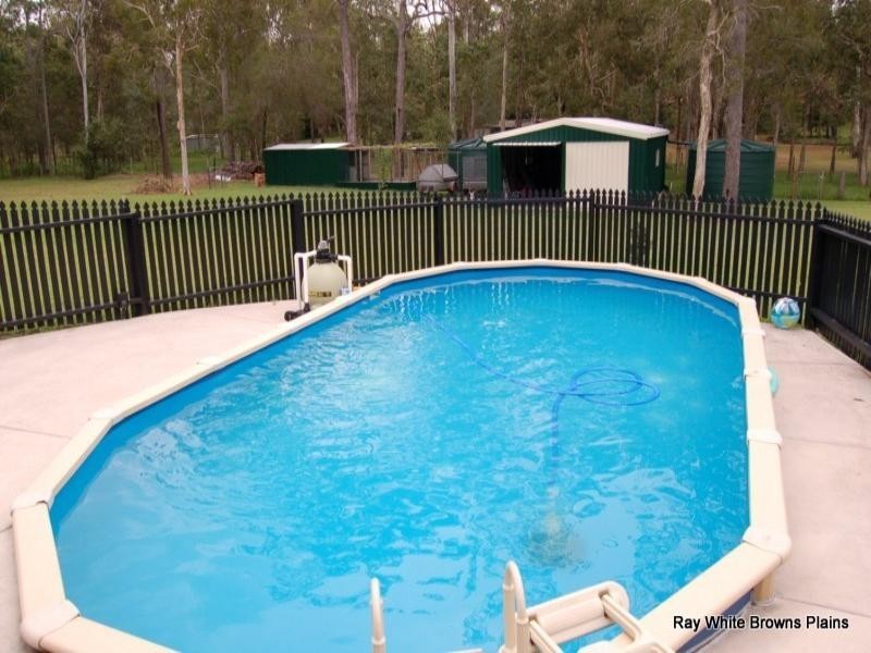 34 Madison Court, Munruben QLD 4125