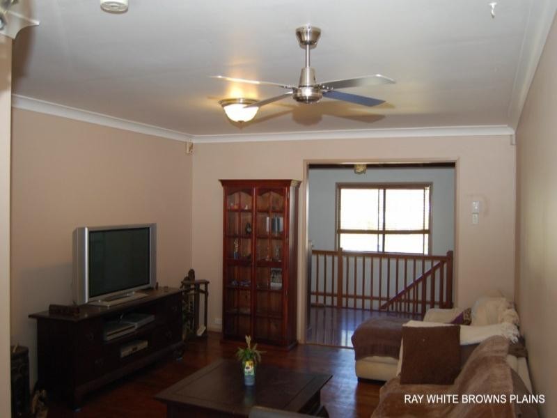 4 Hakea Street, Crestmead QLD 4132