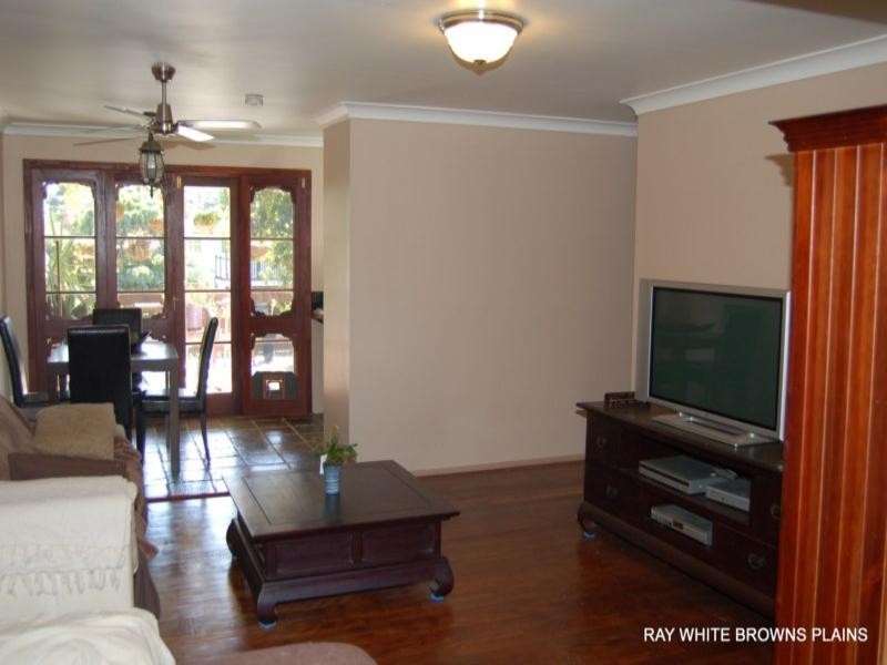 4 Hakea Street, Crestmead QLD 4132