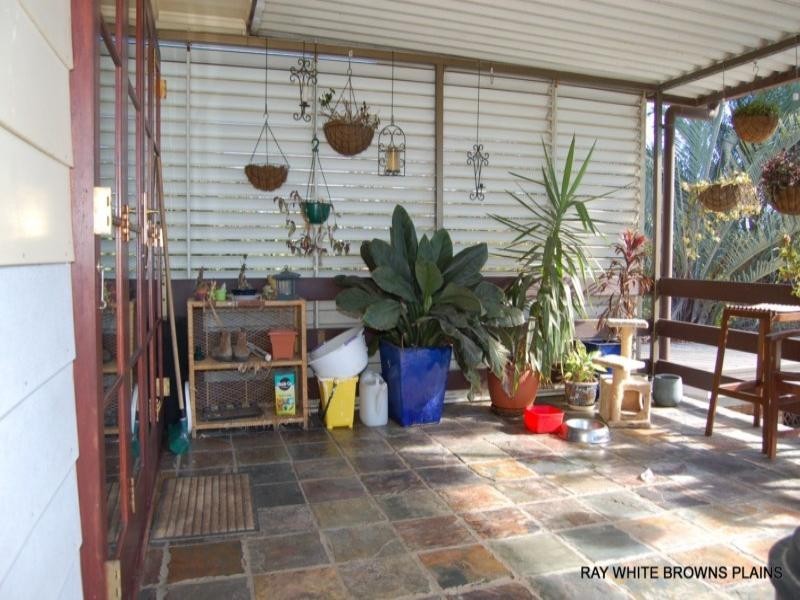 4 Hakea Street, Crestmead QLD 4132