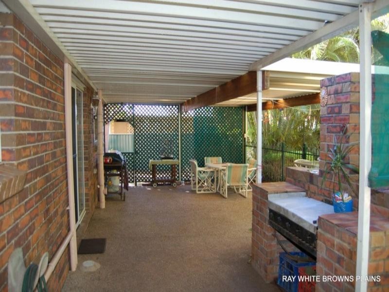 22 Carlos Street, Hillcrest QLD 4118
