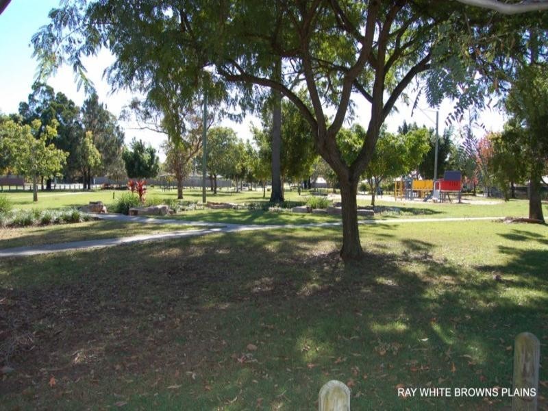 22 Carlos Street, Hillcrest QLD 4118