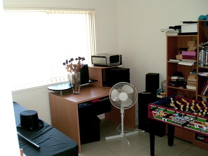 11 Pine Grove Drive, Crestmead QLD 4132