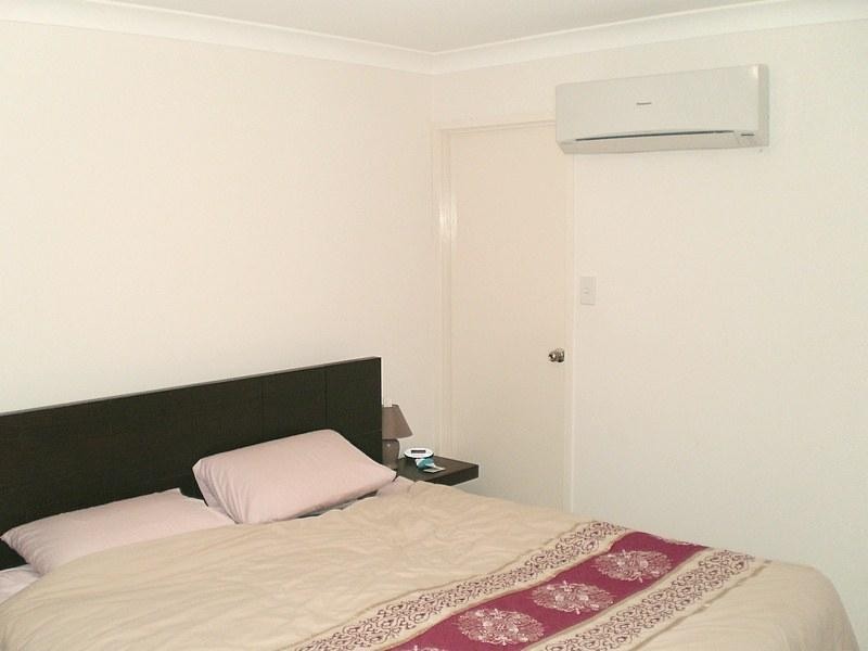 11 Pine Grove Drive, Crestmead QLD 4132