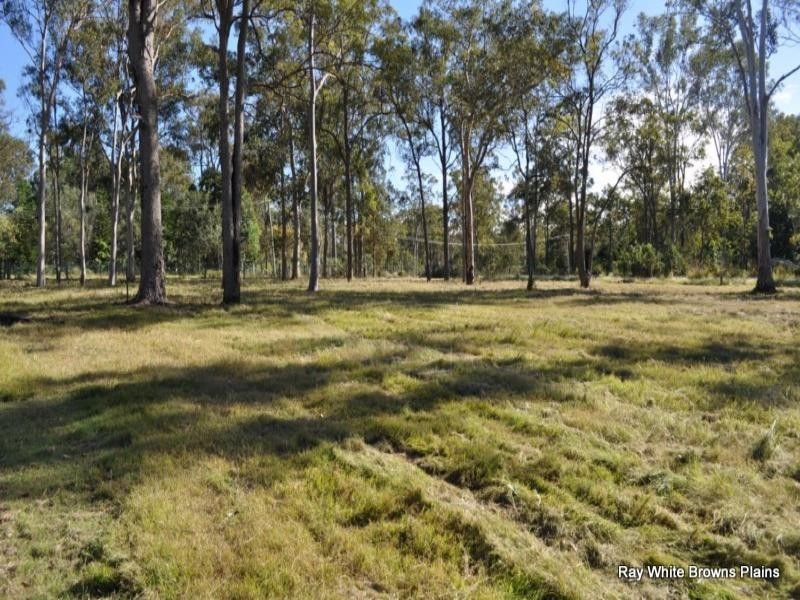 115 Farm Road, Greenbank QLD 4124