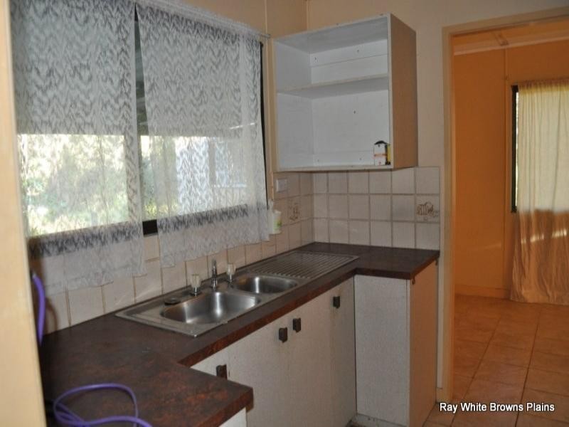 115 Farm Road, Greenbank QLD 4124