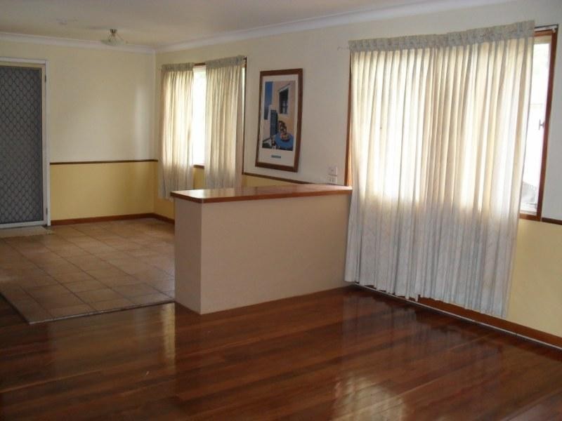 Hillcrest QLD 4118