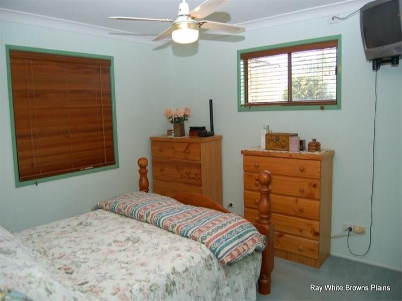 26 Trebeck Street, Browns Plains QLD 4118