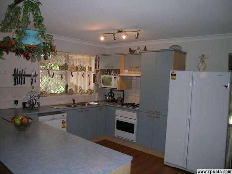 Regents Park QLD 4118