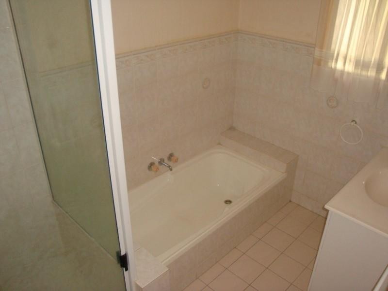 22 Coronation Drive, Boronia Heights QLD 4124