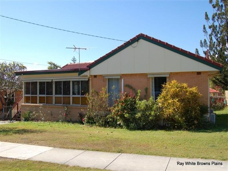 7 Fleur Street, Woodridge QLD 4114