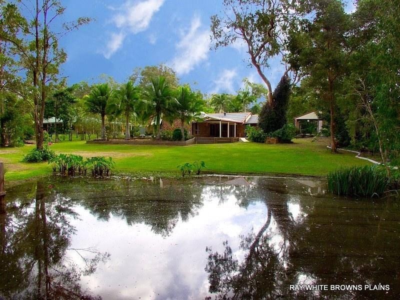 126 Eildon Close, Munruben QLD 4125