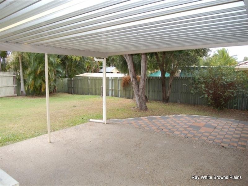 30 Indica Crescent, Regents Park QLD 4118