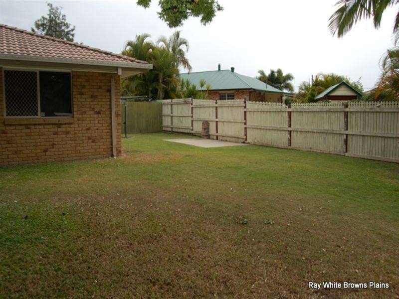 30 Indica Crescent, Regents Park QLD 4118