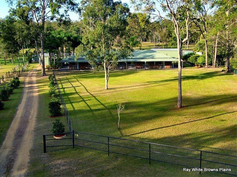 55 Dandaraga Court, Chambers Flat QLD 4133