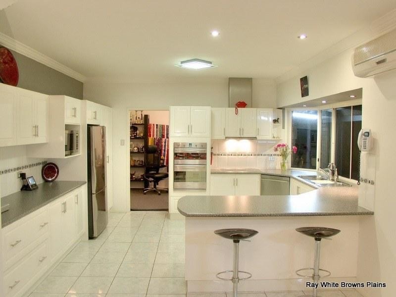 55 Dandaraga Court, Chambers Flat QLD 4133