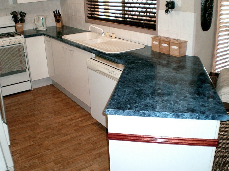 6 Calder Court, Crestmead QLD 4132