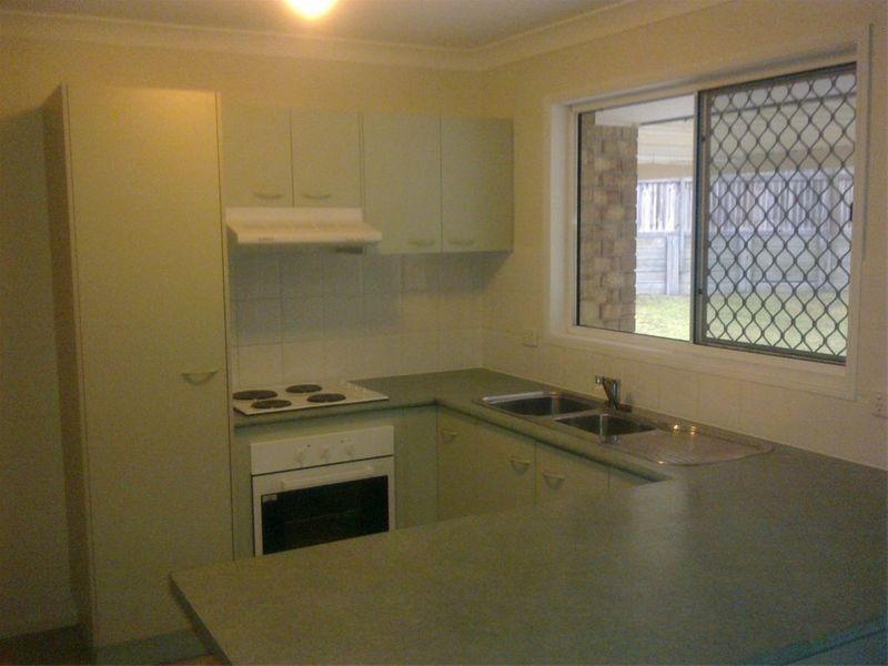 Regents Park QLD 4118