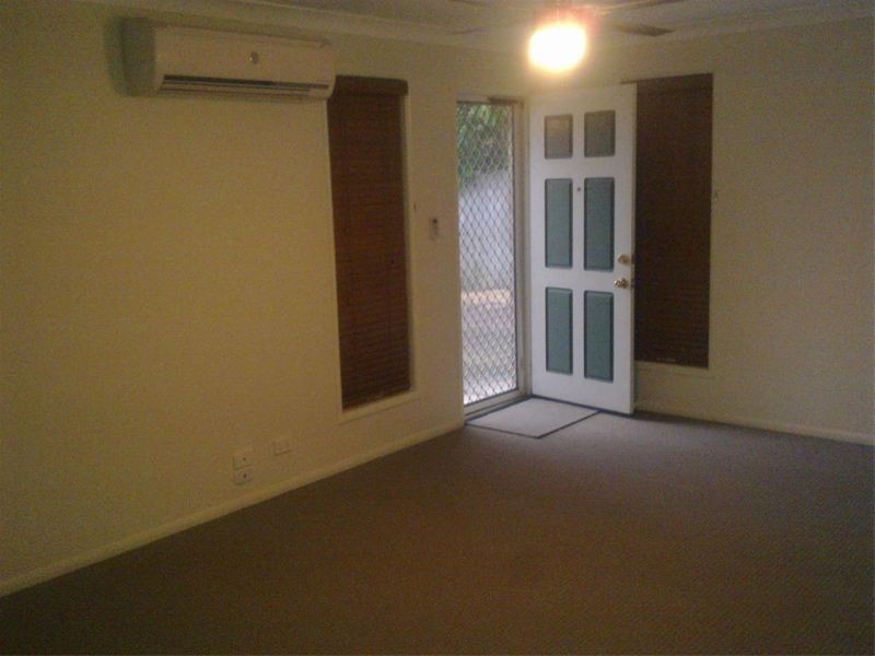 Regents Park QLD 4118