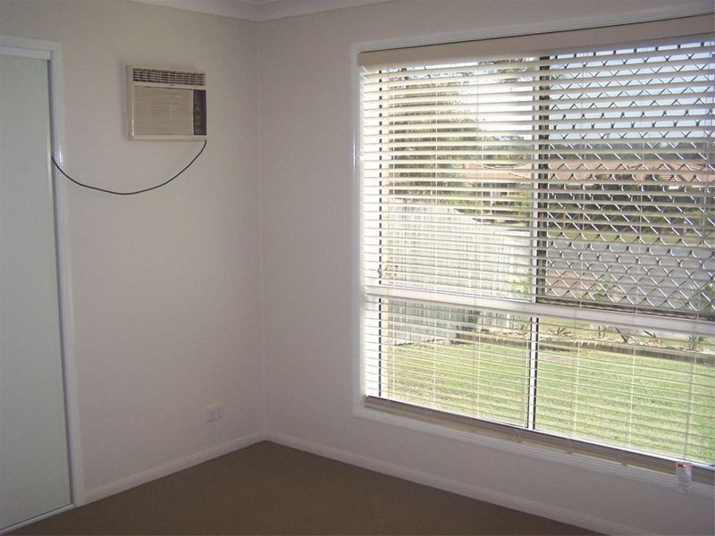 Regents Park QLD 4118