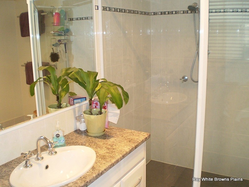 7 Crescendo Place, Crestmead QLD 4132