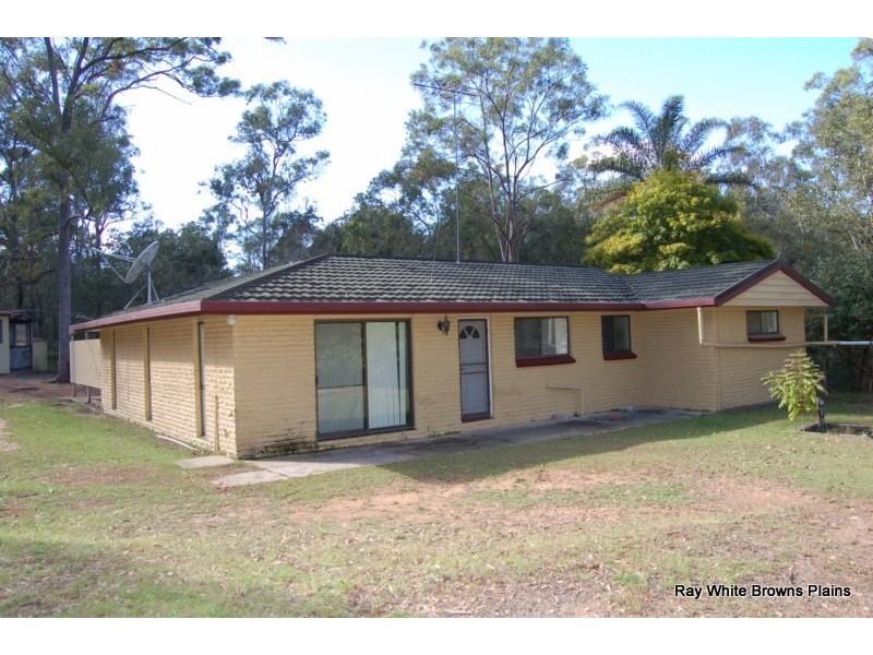 259 Clifton Drive, North Maclean QLD 4280