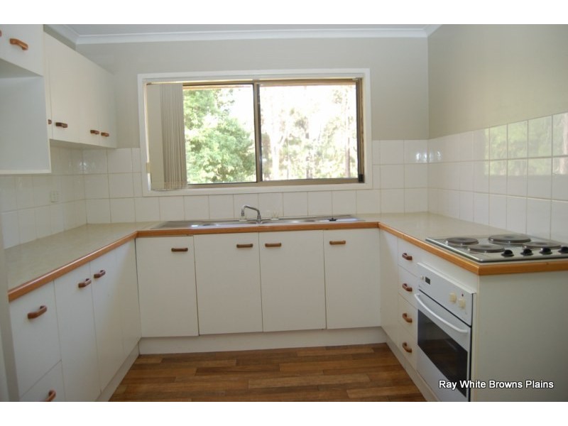 259 Clifton Drive, North Maclean QLD 4280
