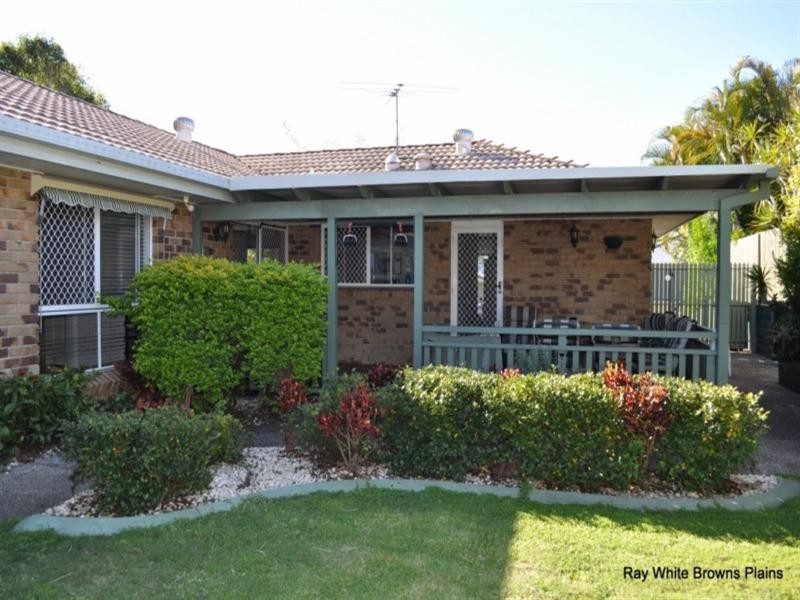 1 Rosegum Rise, Regents Park QLD 4118