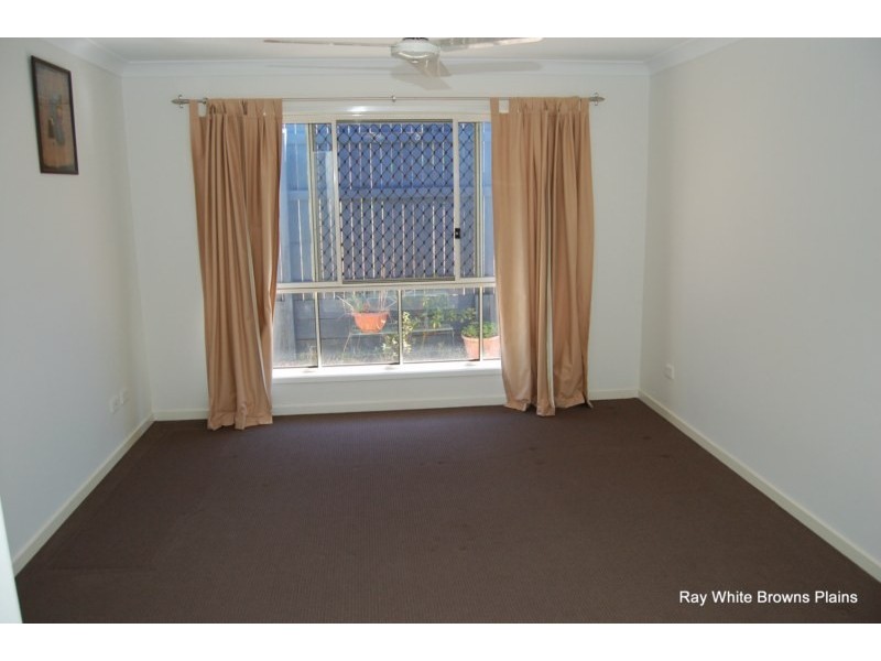 16 Blessing Place, Boronia Heights QLD 4124