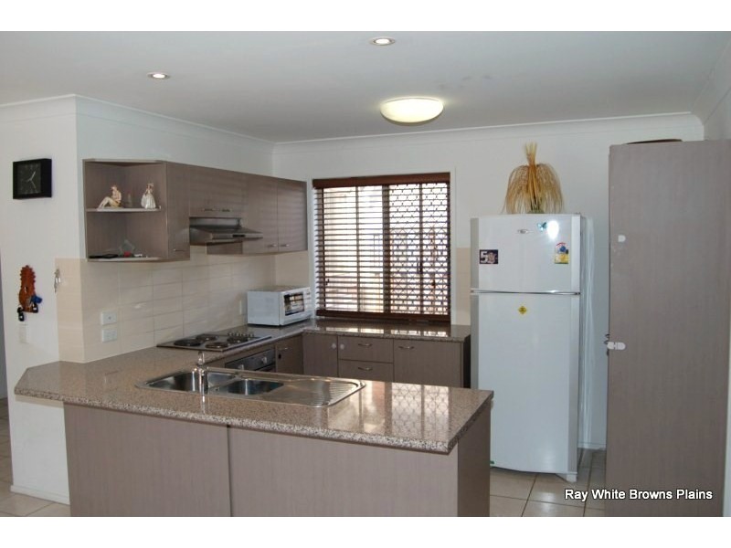 17 Tennessee Way, Berrinba QLD 4117