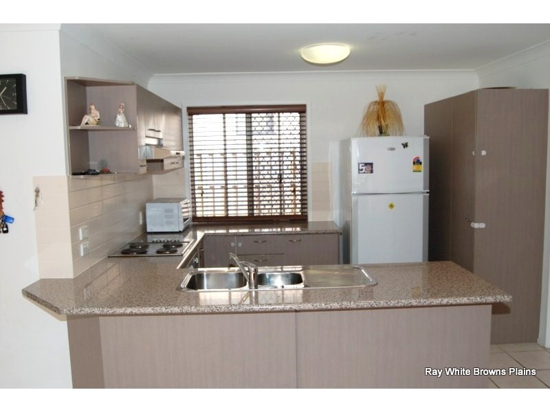 17 Tennessee Way, Berrinba QLD 4117