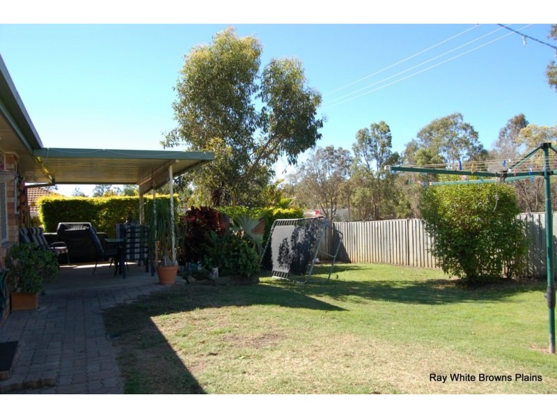 56 Bottlebrush Drive, Regents Park QLD 4118